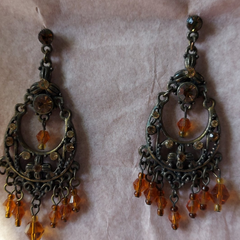 Dangle Earings - Picture 2 of 4